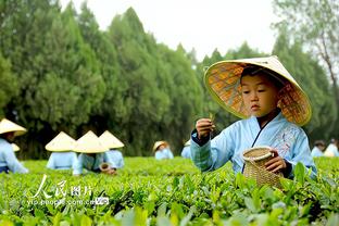 突然爆发！亚历山大第三节7中6砍下17分 本场已砍35分